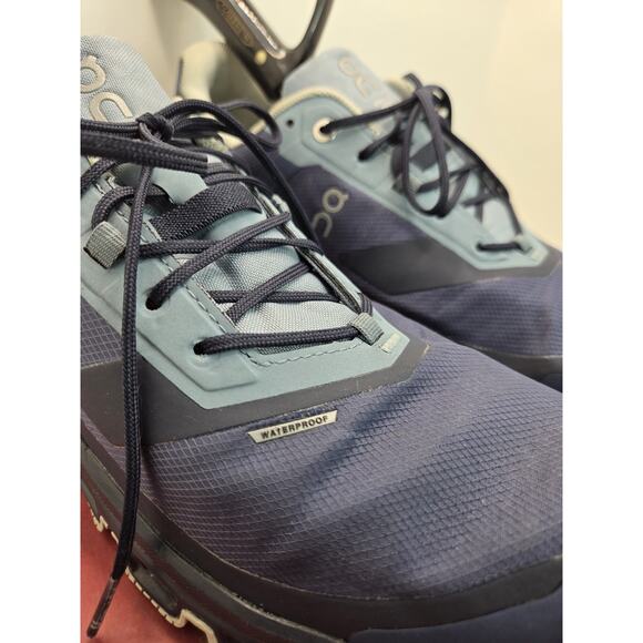 ON Cloud Women’s Size 9 Blue Cloudtec Helion Waterproof Running Shoes CW1-567 - Picture 3 of 15